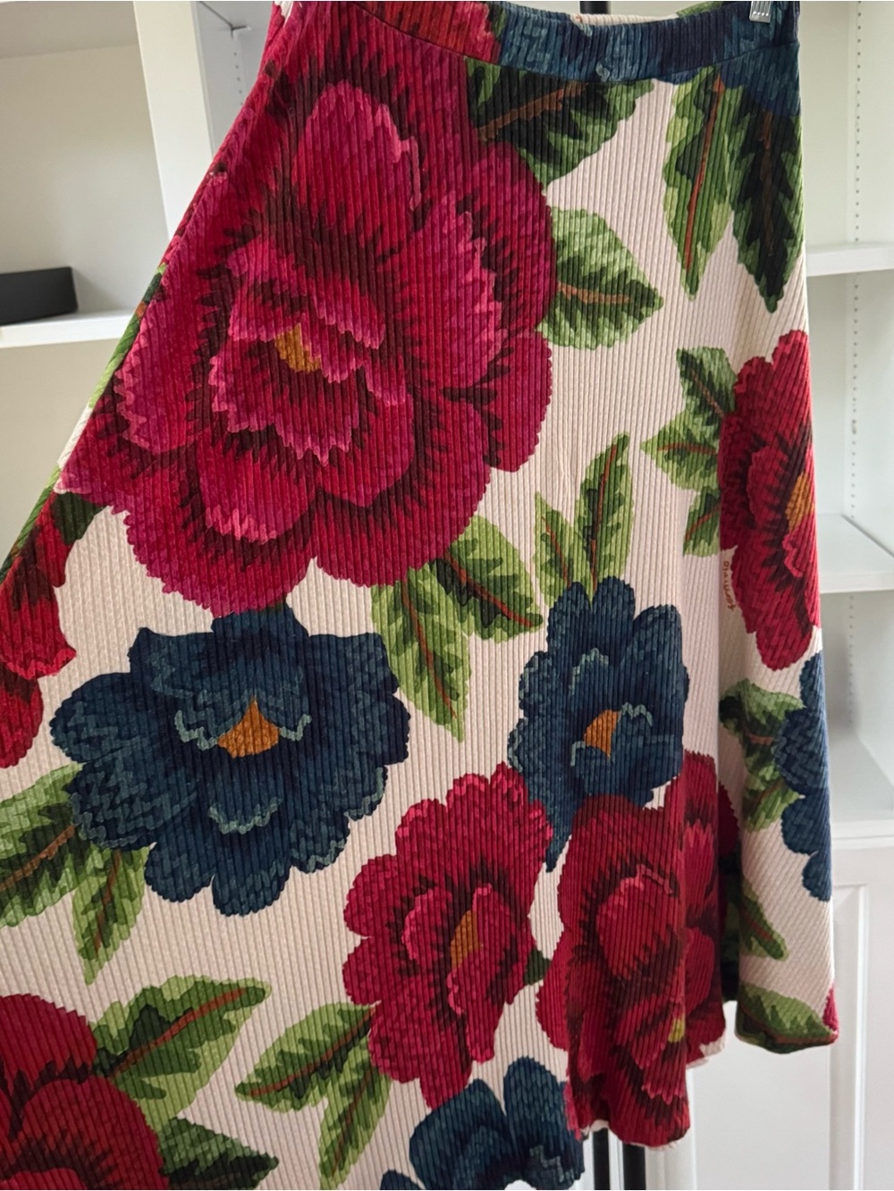 FARM Rio Bold Tropical Rose Ribbed Midi Skirt - Picture 2 of 9